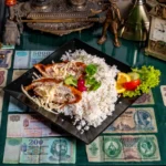 Fetával és baconnel töltött csirke